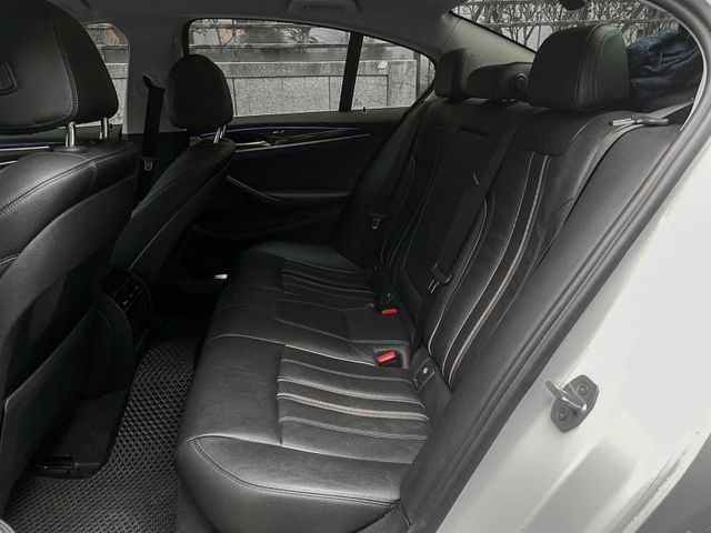 BMW/ 寶馬 520d  第10張相片