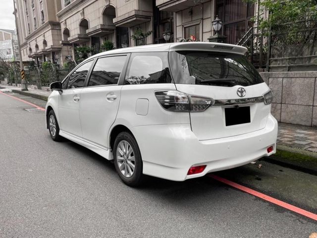 Toyota Wish  第4張相片