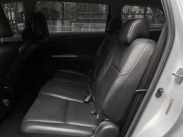 Toyota Wish  第11張相片