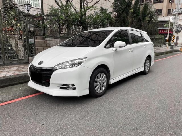 Toyota Wish  第12張相片