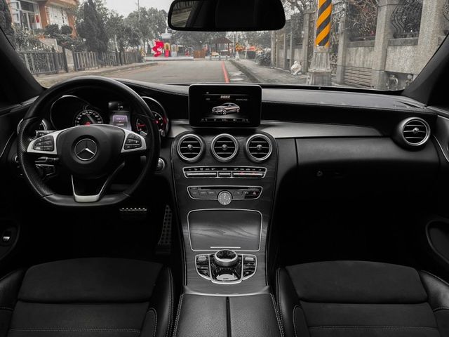 Mercedes-Benz/賓士 C250  第13張相片