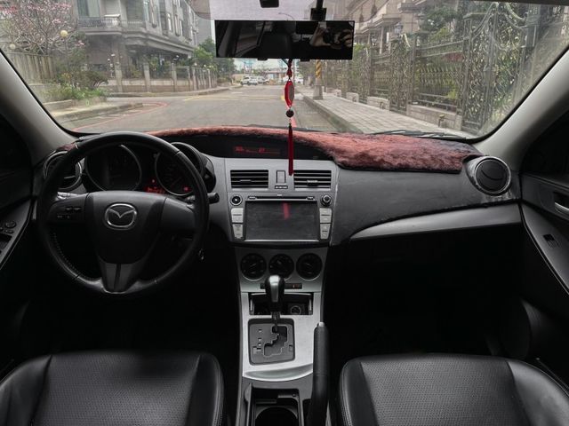 Mazda Mazda3  第10張相片