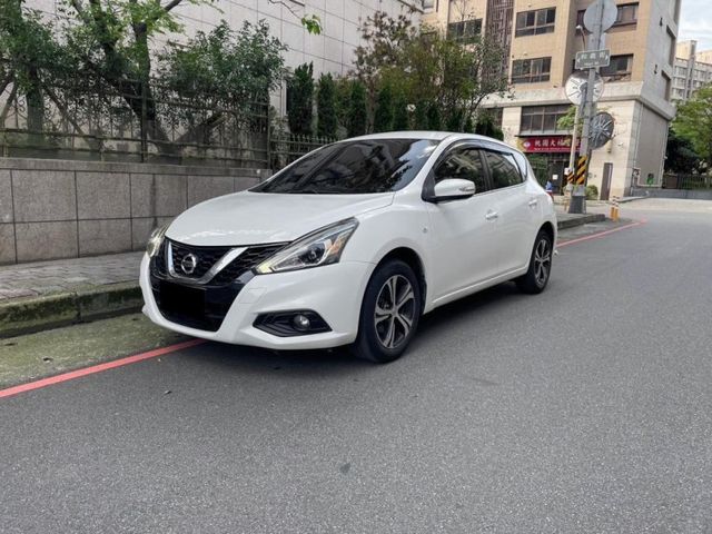 Nissan Tiida  第1張相片