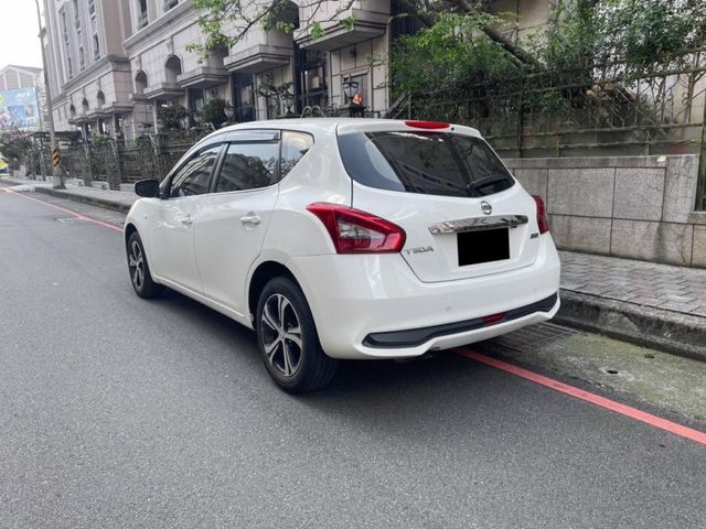 Nissan Tiida  第5張相片