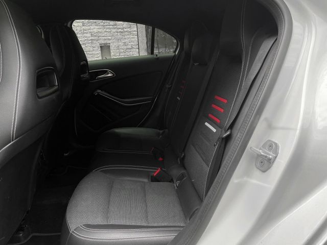 Mercedes-Benz/賓士 A-CLASS  第9張相片