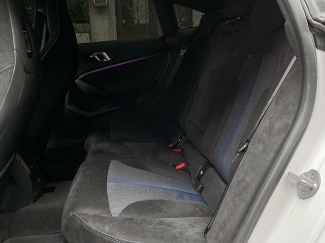 BMW/ 寶馬 218i  第8張相片