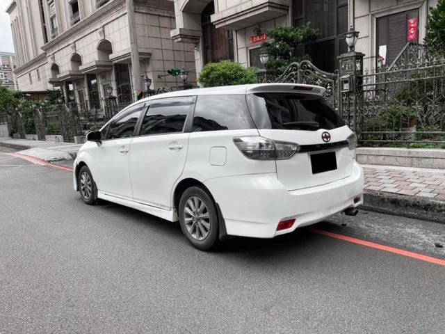 Toyota Wish  第6張相片