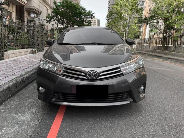 Toyota ALTIS  第2張相片