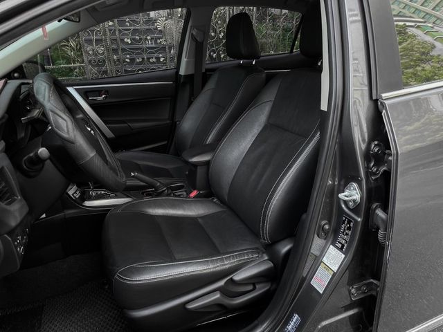 Toyota ALTIS  第7張相片