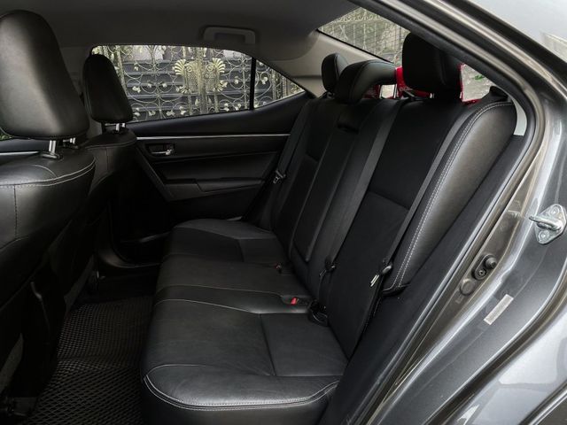 Toyota ALTIS  第13張相片