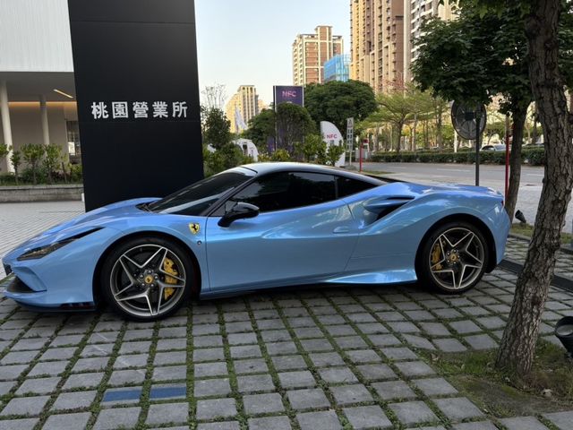 Ferrari F8  第5張相片