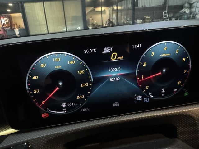 Mercedes-Benz/賓士 CLA200  第7張相片