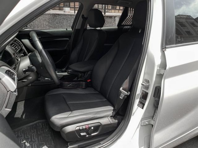 BMW/ 寶馬 118i  第10張相片