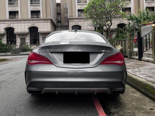 Mercedes-Benz/賓士 CLA45 AMG  第8張相片