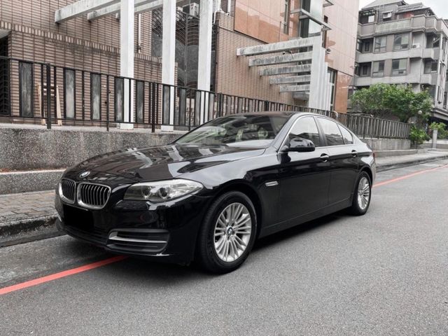 BMW/ 寶馬 520i  第2張相片