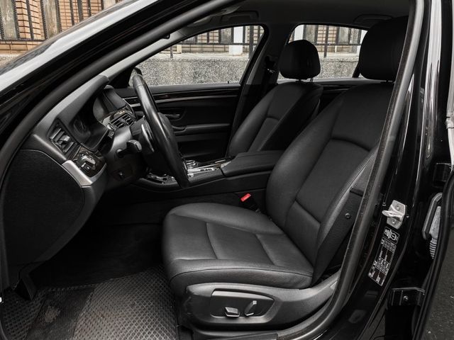 BMW/ 寶馬 520i  第7張相片