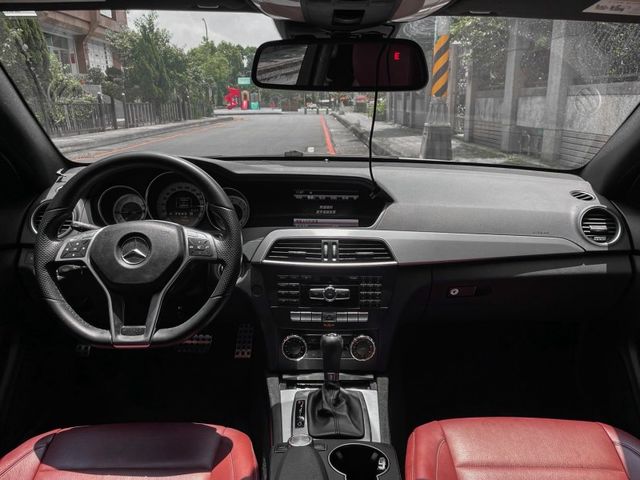 Mercedes-Benz/賓士 C250  第10張相片