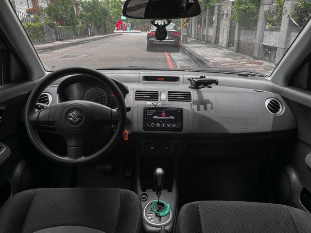 Suzuki SWIFT  第10張相片