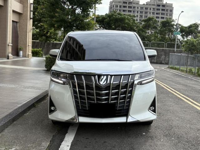 Toyota ALPHARD  第4張相片