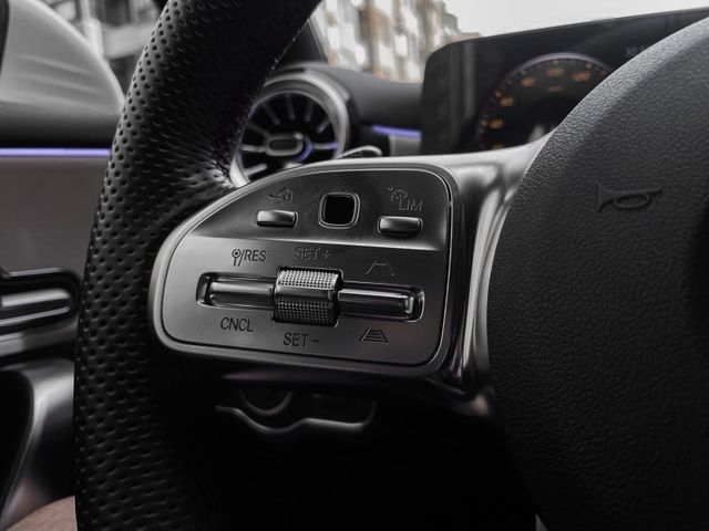 Mercedes-Benz/賓士 A-CLASS  第14張相片