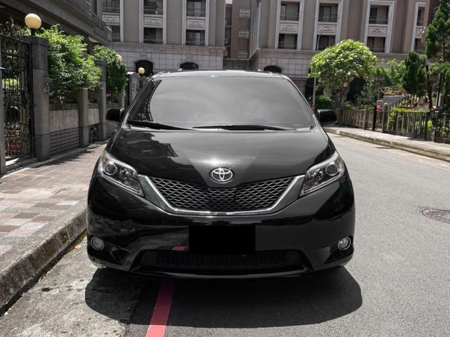 Toyota Sienna  第3張相片