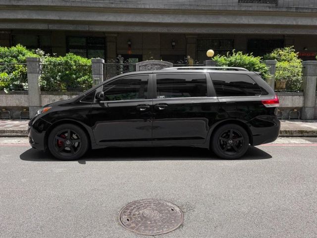 Toyota Sienna  第4張相片