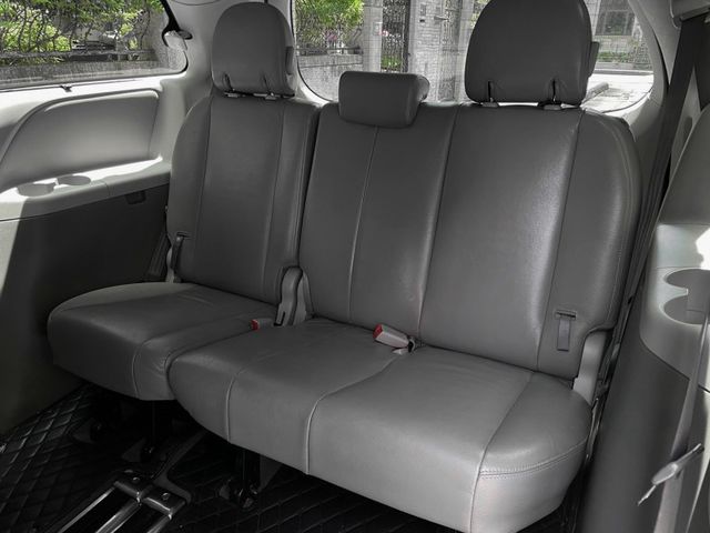 Toyota Sienna  第11張相片