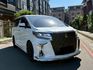 2018 ALPHARD 最新價格 很重要要打兩遍 3.5 汽油 冷熱椅 定速巡航 星空頂 免鑰匙 前後大螢幕 地板 迎賓燈 最新價格  第2張縮圖