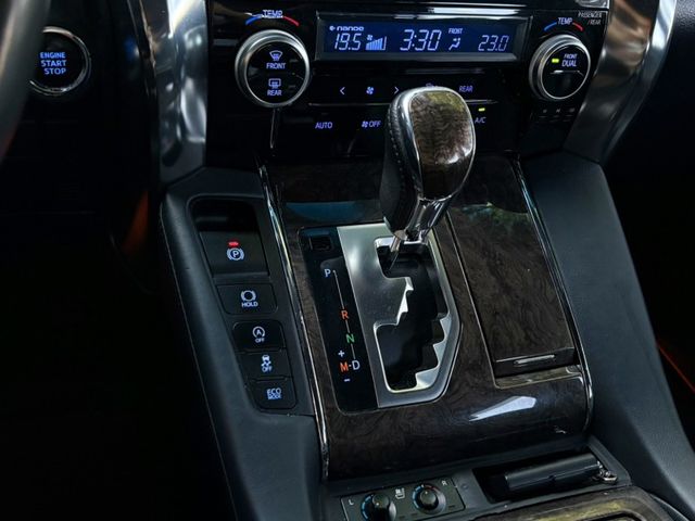 2018 ALPHARD 最新價格 很重要要打兩遍 3.5 汽油 冷熱椅 定速巡航 星空頂 免鑰匙 前後大螢幕 地板 迎賓燈 最新價格  第7張相片