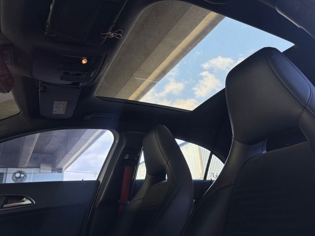 Mercedes-Benz/賓士 A-CLASS  第1張相片