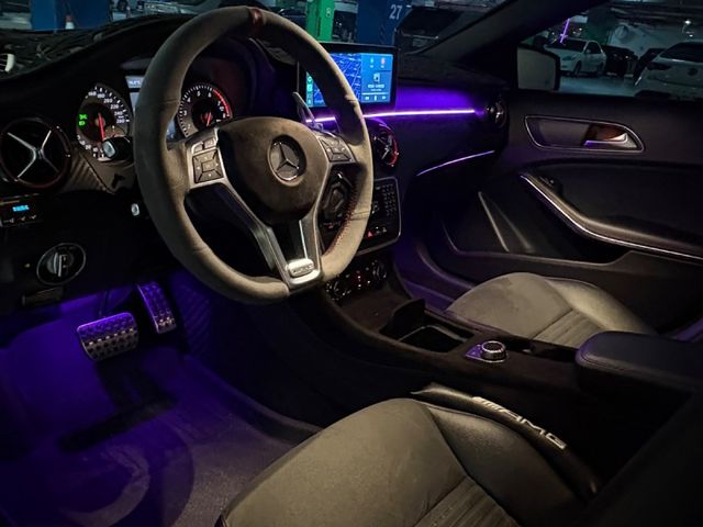 Mercedes-Benz/賓士 A-CLASS  第12張相片