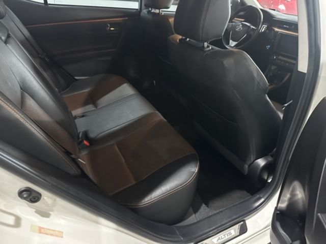 TOYOTA豐田 ALTIS  第6張相片