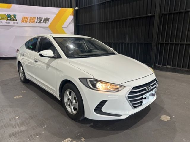 HYUNDAI現代 ELANTRA  第2張相片