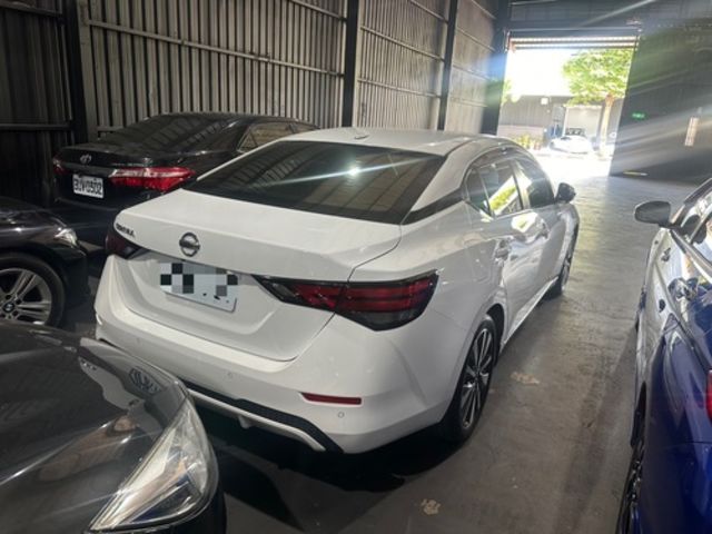NISSAN日產 SENTRA  第4張相片