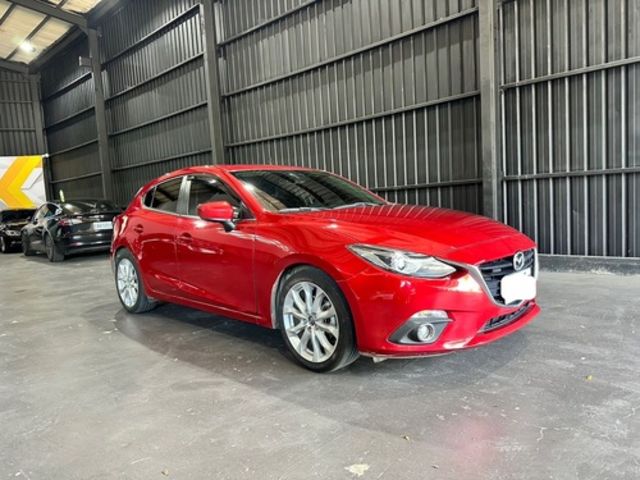 MAZDA馬自達 MAZDA 3  第3張相片