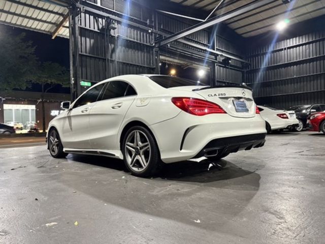 M-BENZ賓士 CLA250  第4張相片