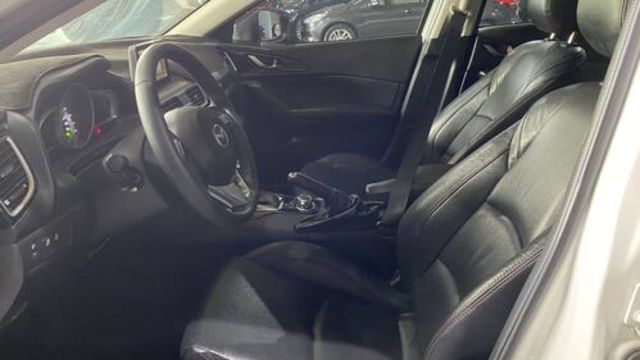 MAZDA馬自達 MAZDA 3  第5張相片