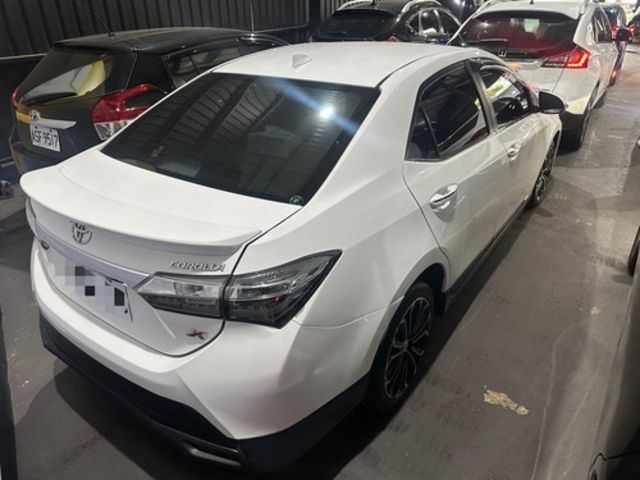 TOYOTA豐田 ALTIS  第2張相片