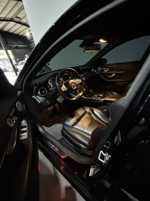 M-BENZ賓士 C300  第5張相片