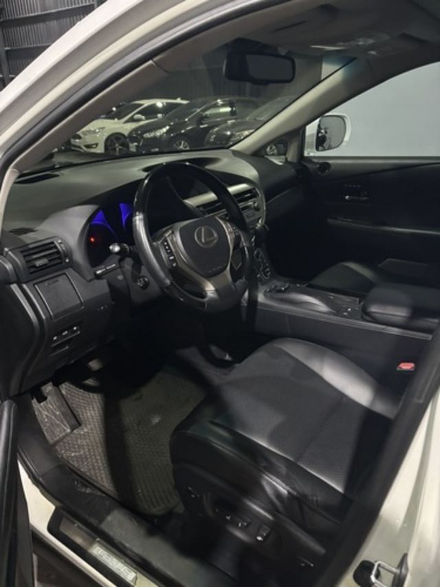 LEXUS凌志 RX450H  第5張相片