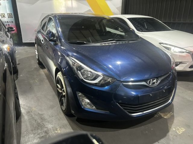 HYUNDAI現代 ELANTRA  第2張相片