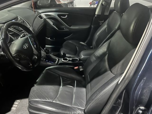 HYUNDAI現代 ELANTRA  第5張相片