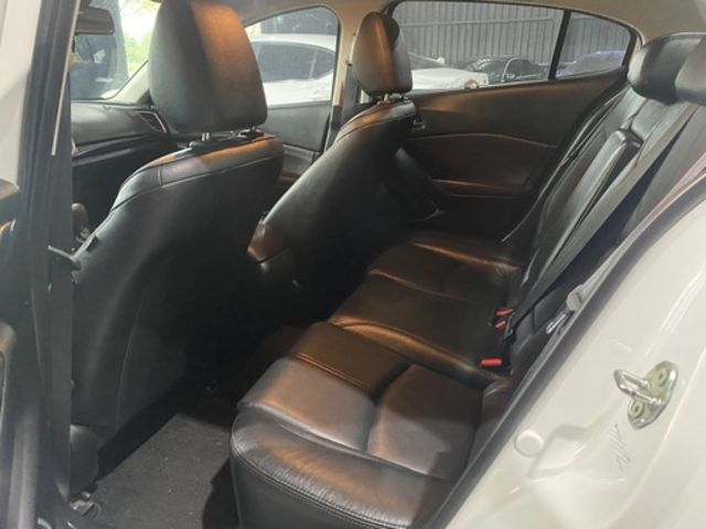MAZDA馬自達 MAZDA 3  第6張相片