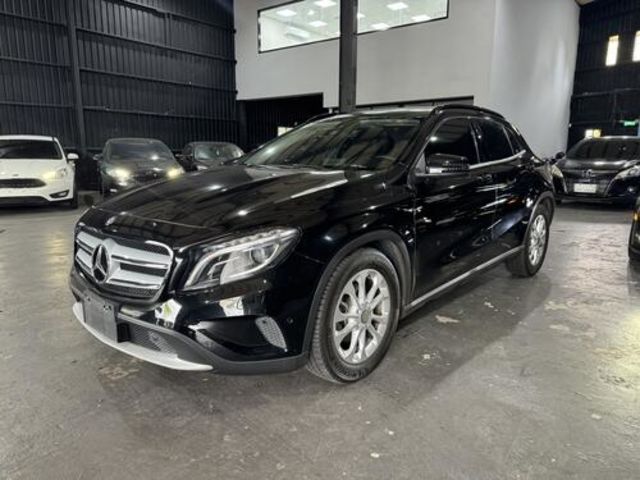 M-BENZ賓士 GLA180  第1張相片