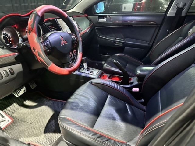 MITSUBISHI三菱 LANCER IO  第5張相片