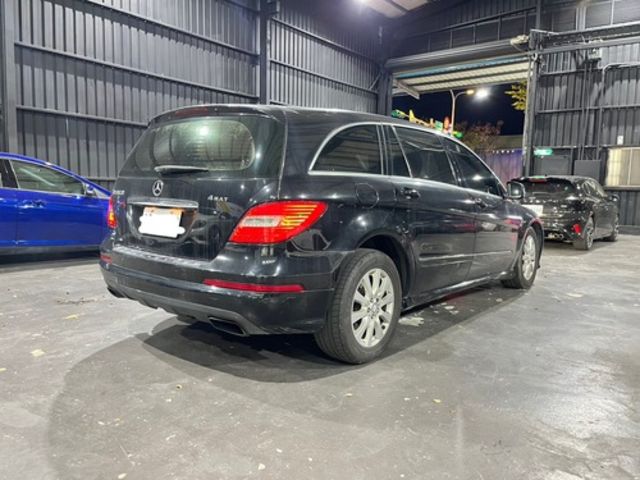 M-BENZ賓士 R350  第3張相片