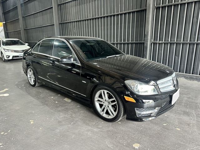 M-BENZ賓士 C250  第2張相片