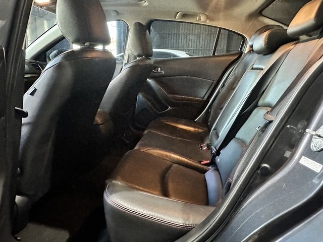 MAZDA馬自達 MAZDA 3  第6張相片