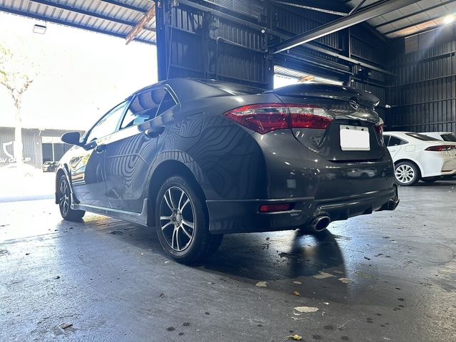 TOYOTA豐田 ALTIS  第4張相片