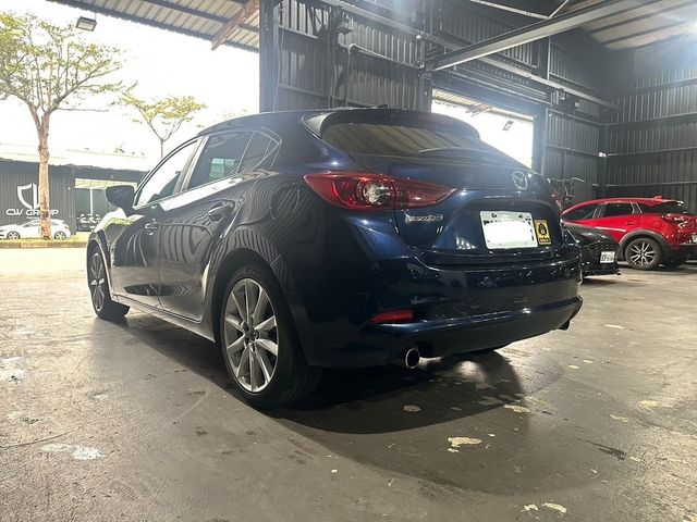 MAZDA馬自達 MAZDA 3  第4張相片